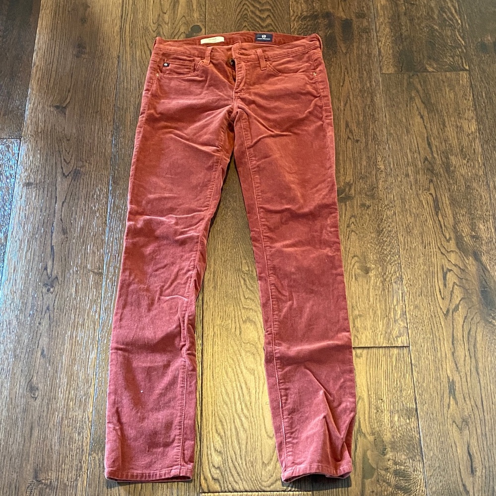AG Corduroy Slim Straight in Rust